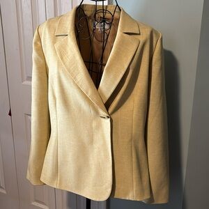 Yellow Le Suit jacketed and skirt.